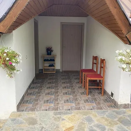 Bujtina Arturi Guest house Valbone