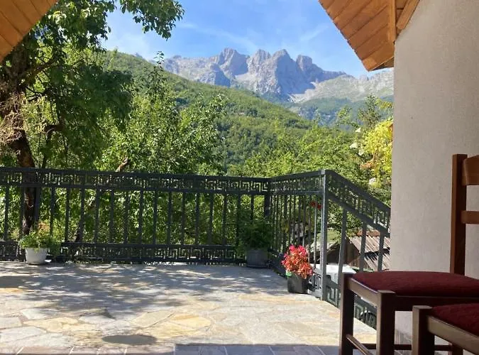 Bujtina Arturi 발보너