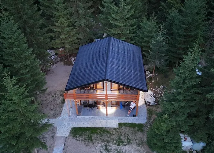 Bujtina Arturi Guest house