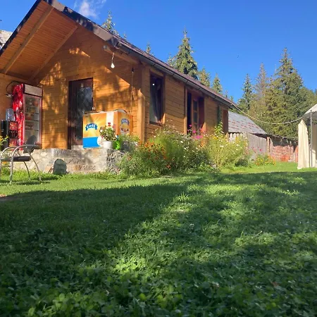 Guest house Bujtina Arturi *