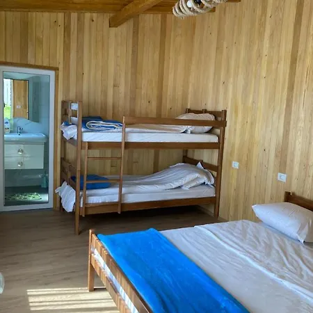 Guest house Bujtina Arturi *